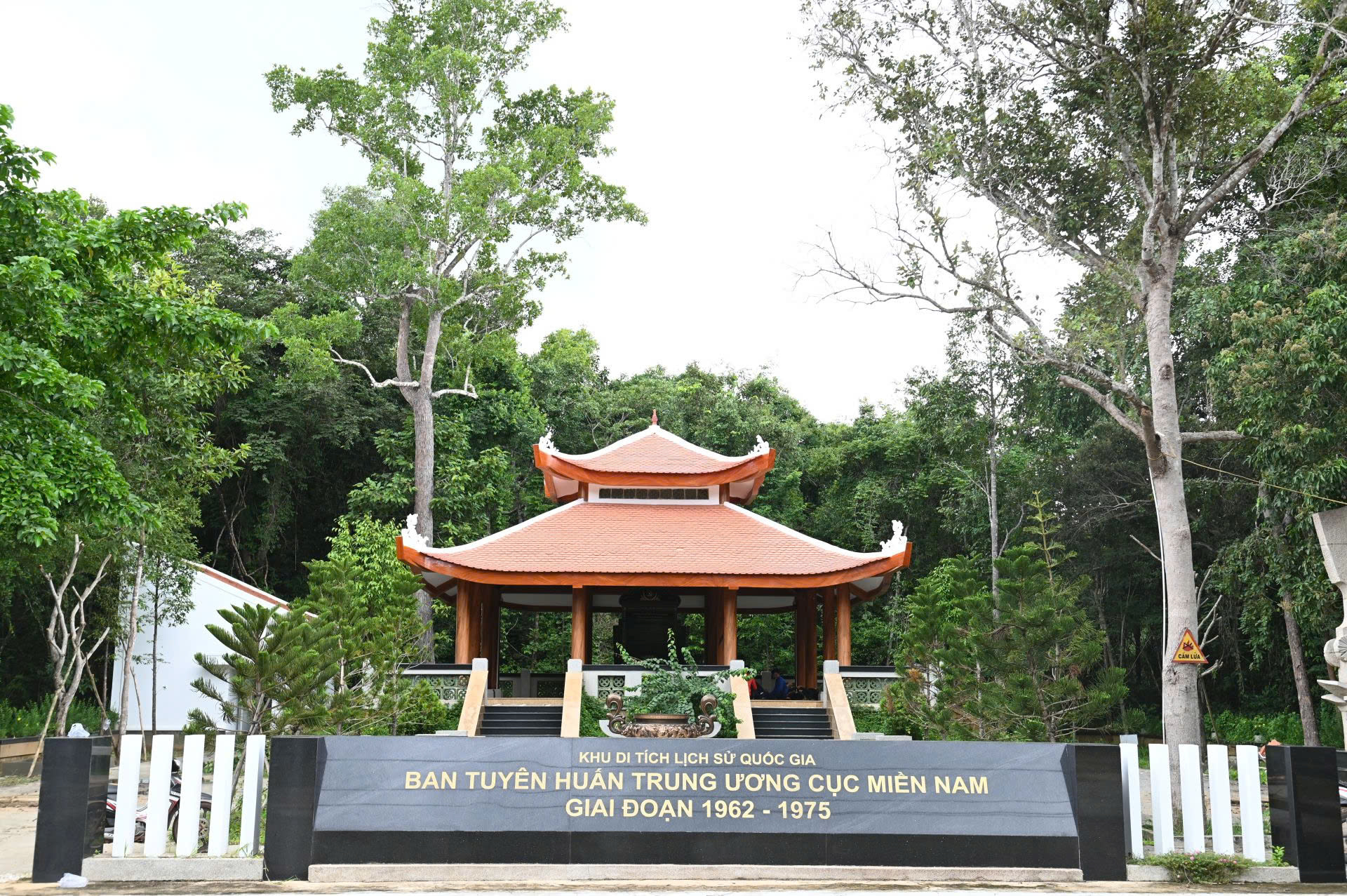 Di tích lịch sử Địa điểm căn cứ Ban Tuyên huấn Trung ương Cục miền Nam